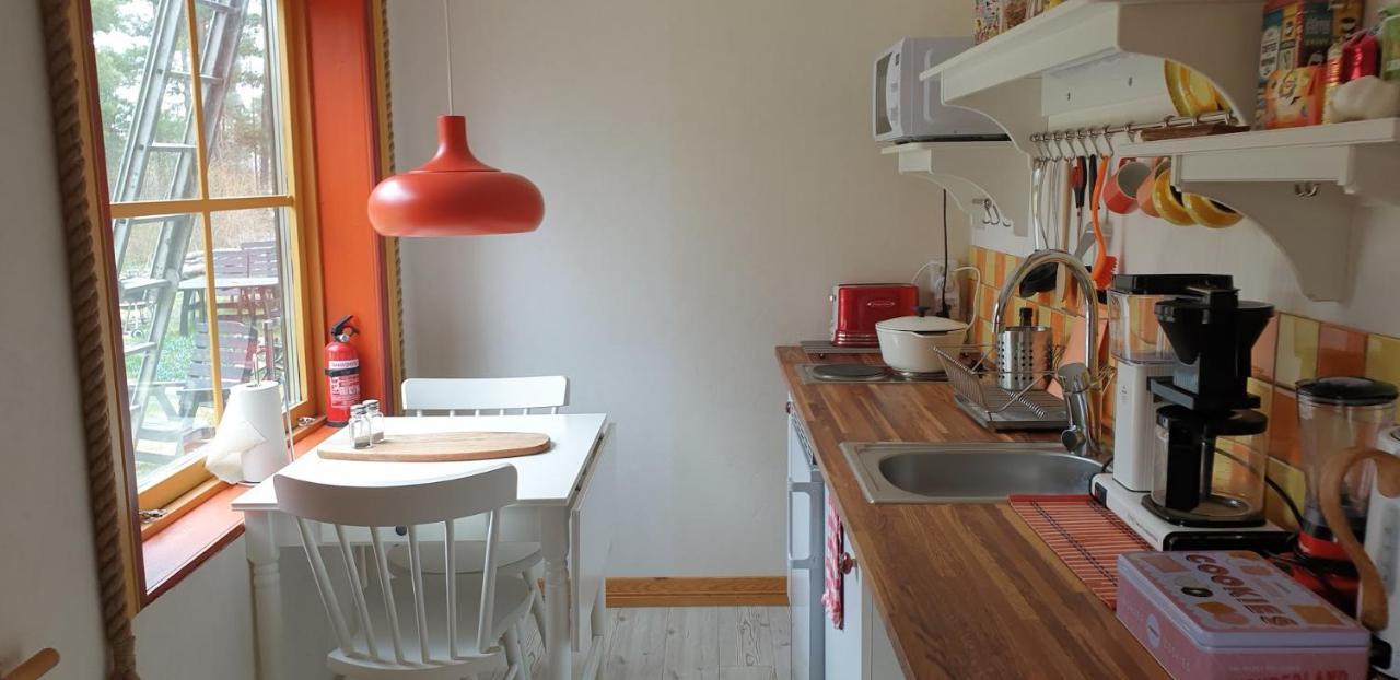Woodstock B & B Studios Bålsta Εξωτερικό φωτογραφία