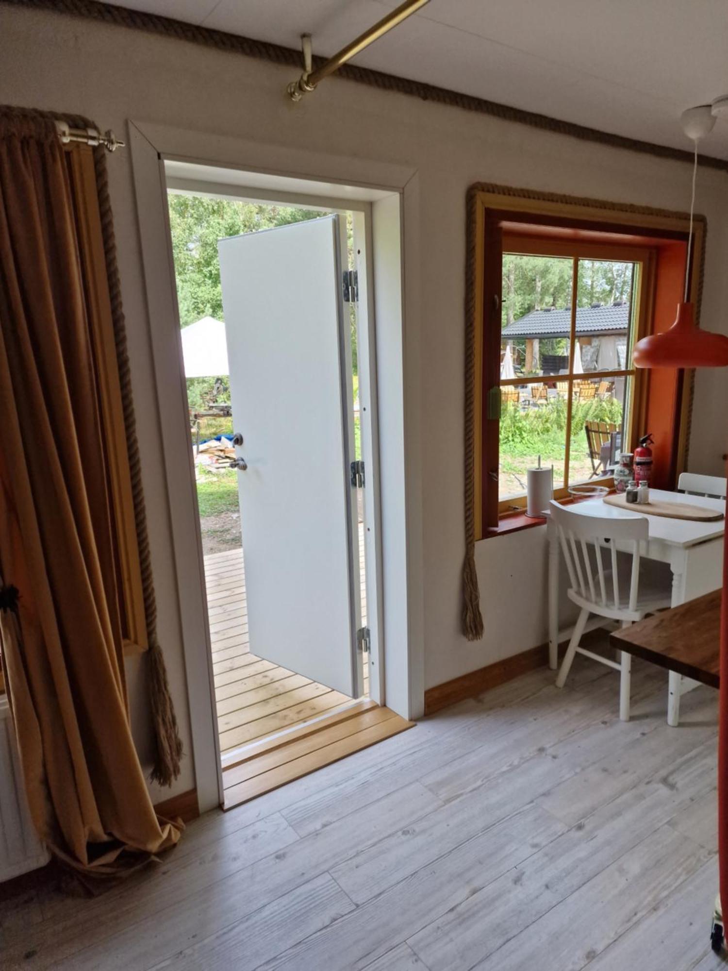 Woodstock B & B Studios Bålsta Εξωτερικό φωτογραφία